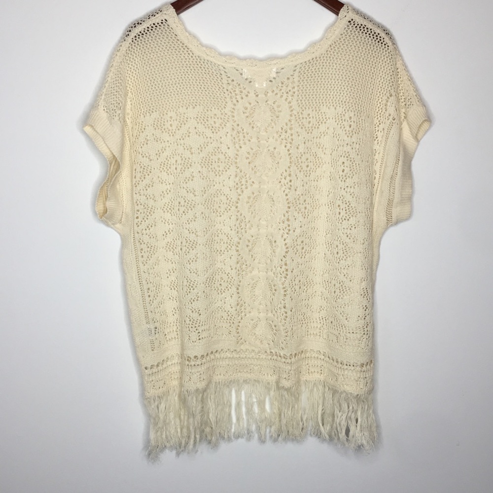 ✨10 for $30! Cream fringe sweater!